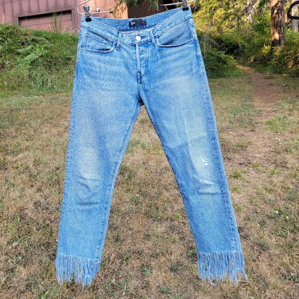 3x1 Fringe Crop Jeans size 26
